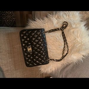 Chanel jumbo flap bag